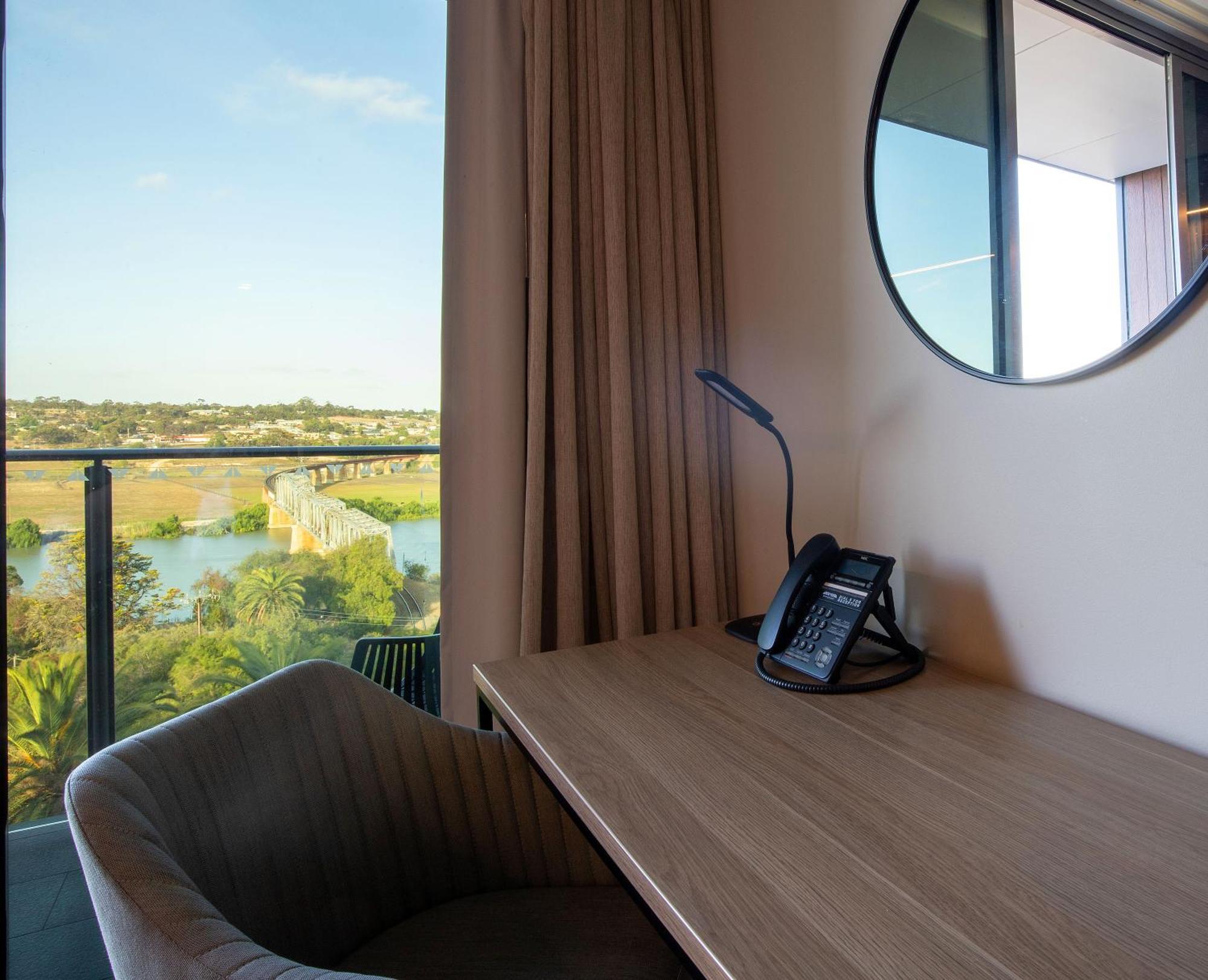 Bridgeport Hotel Murray Bridge Dış mekan fotoğraf
